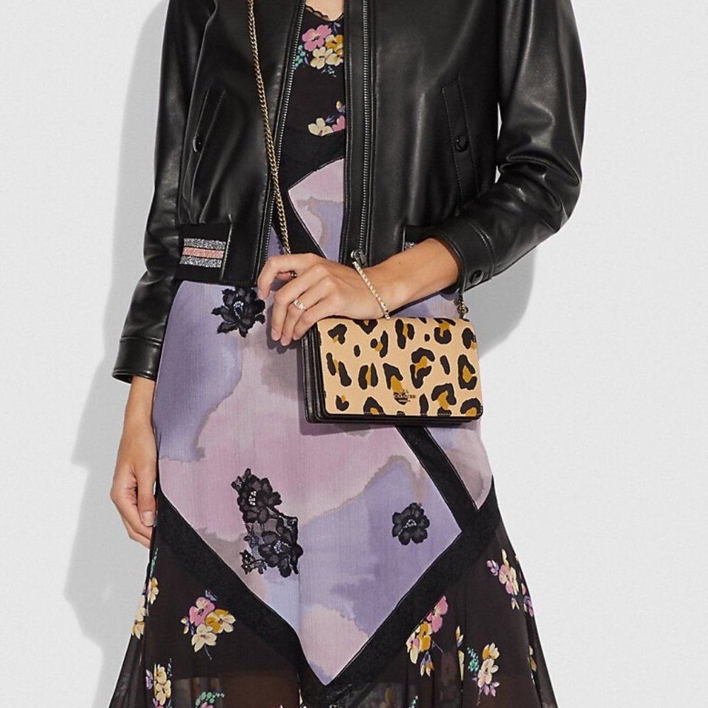 ❤️ Coach Callie Foldover Chain Clutch With Leopard Print 🐯